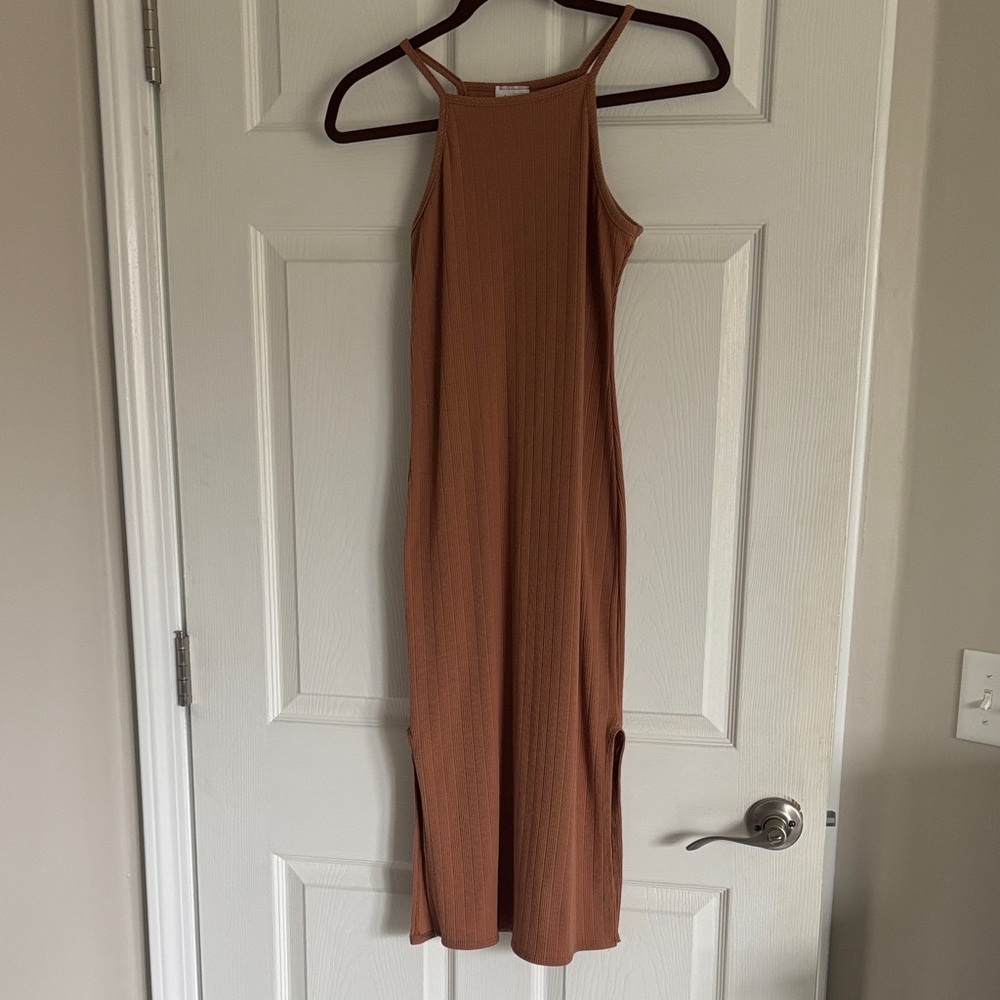 Olivia Rae Ribbed Tank Midi Dress in Rust Brown